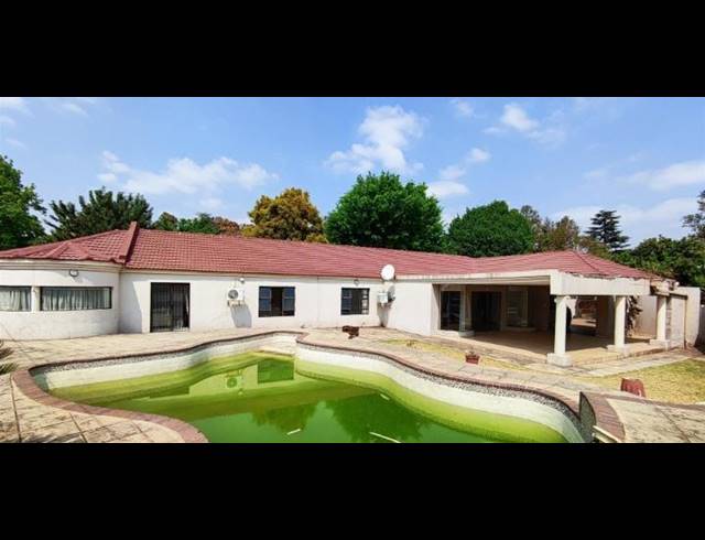 3 BEDROOM HOUSE FOR SALE IN BRACKENDOWNS
